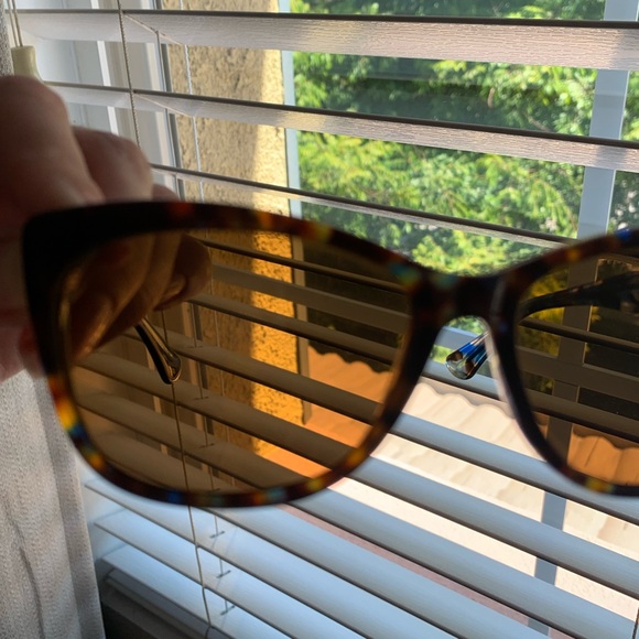 Karen Kane Blue Tortoiseshell Cat-Eye Sunglasses - Picture 13 of 17